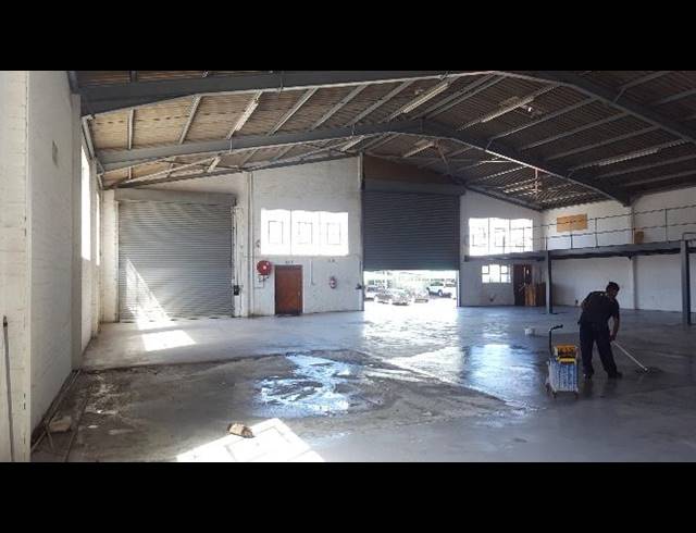INDUSTRIAL PROPERTY TO RENT IN PAARDEN EILAND